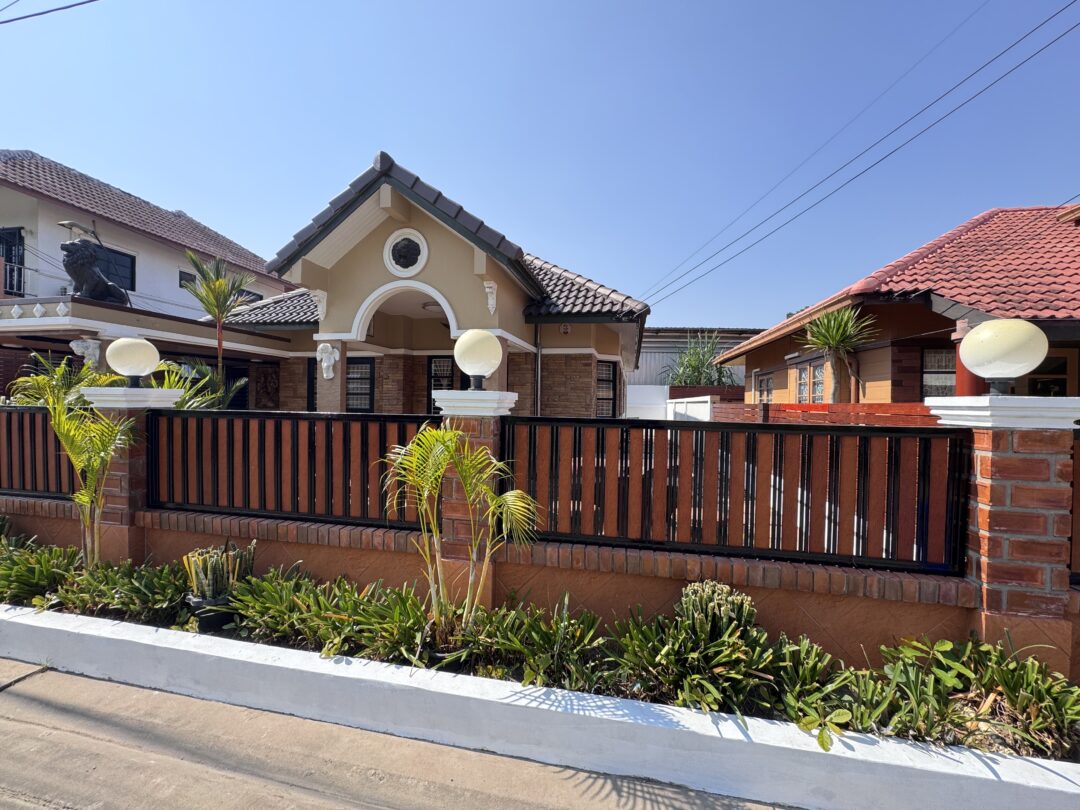 0FA24F8A-E290-41F4-907F-1F5C0F465D65