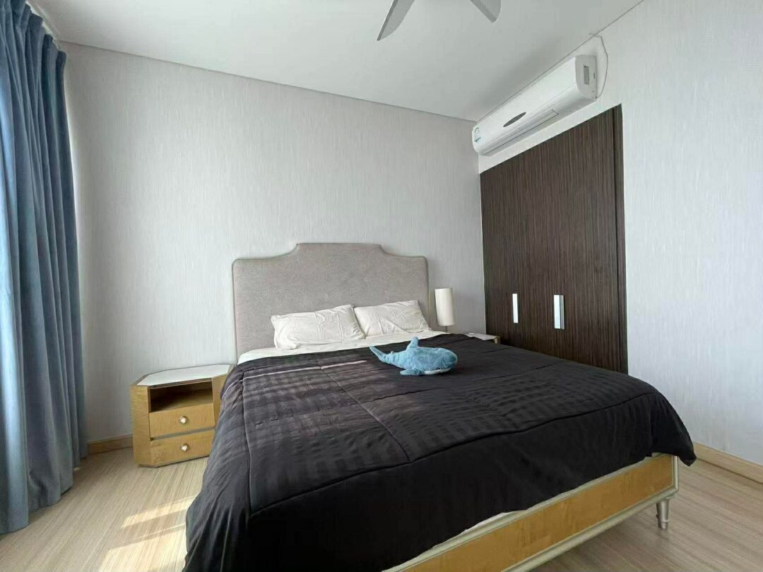 0e95590b-f540-45ee-9fe3-67886e8d6543