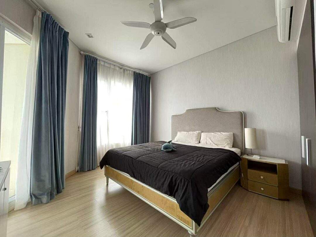 59892139-0a4d-4f75-bc27-23fb77ce5da3