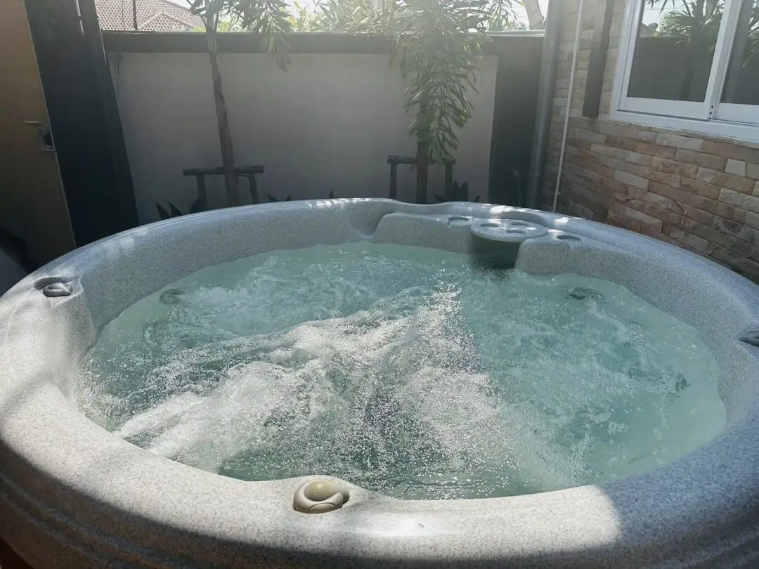616175442_2380878319012838_1222711613476446929_n 6-bedroom Pool Villa Resort Style, East Pattaya