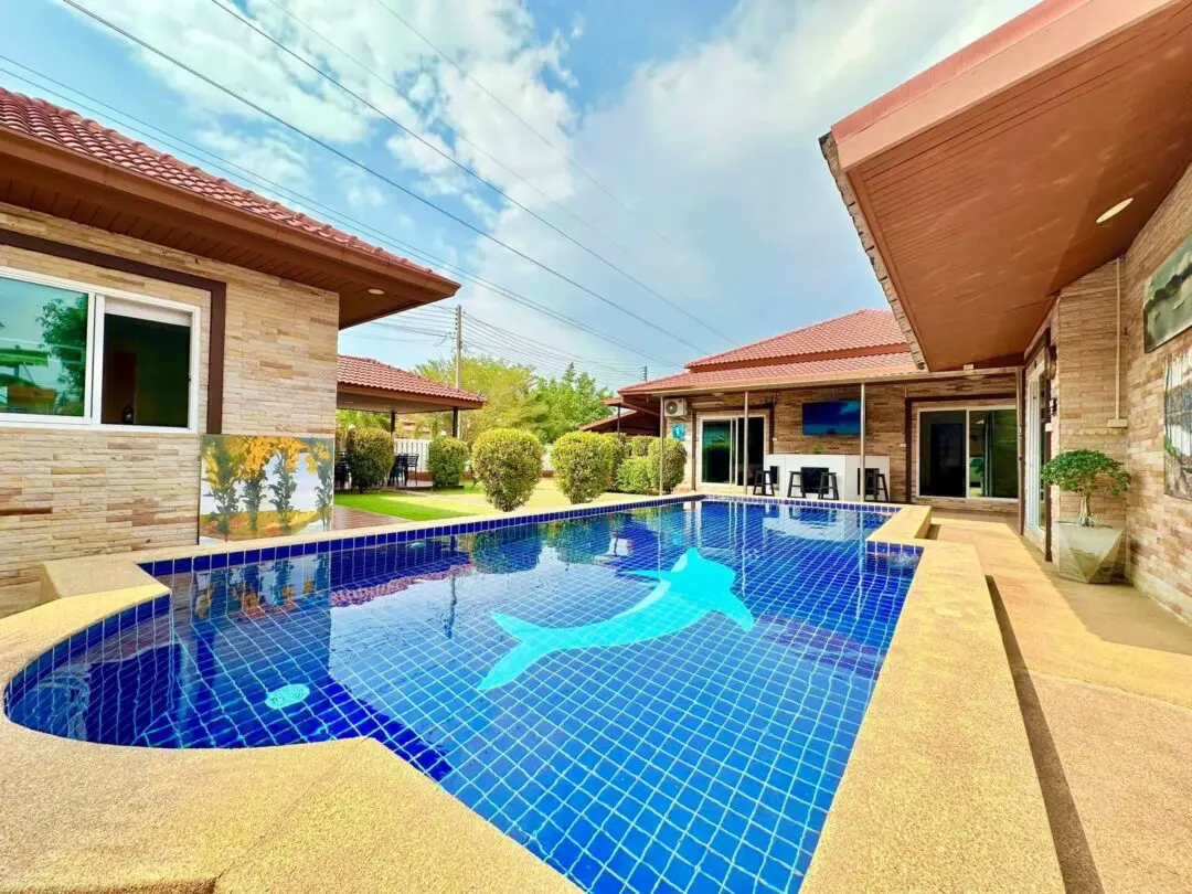 616548618_2380878242346179_7759337355905079087_n 6-bedroom Pool Villa Resort Style, East Pattaya