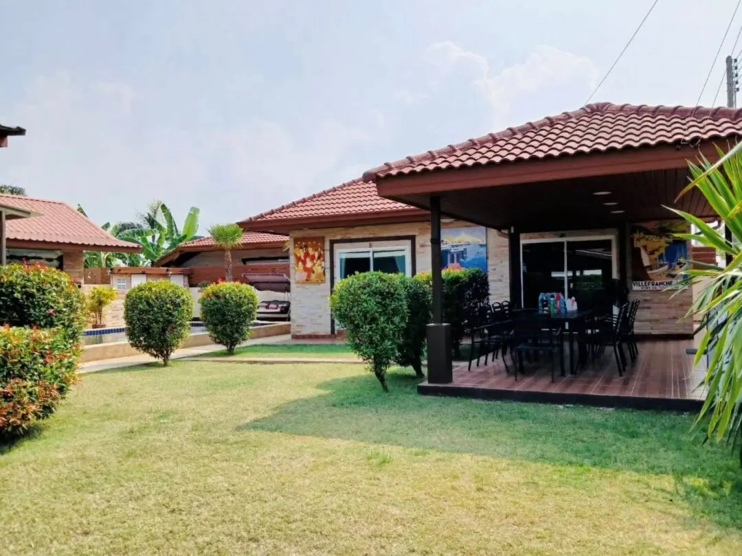 616670722_2380878019012868_4507992413516484663_n 6-bedroom Pool Villa Resort Style, East Pattaya
