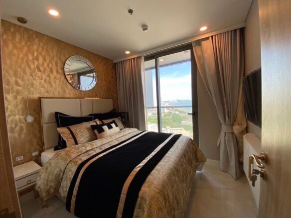 Beachfront Condo – Sea View at Copacabana Beach Jomtien