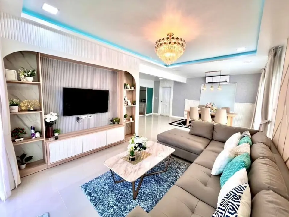 2-Story Corner House for Sale in Baan Pruksa Nara Village, Chaiyaphruek 2
