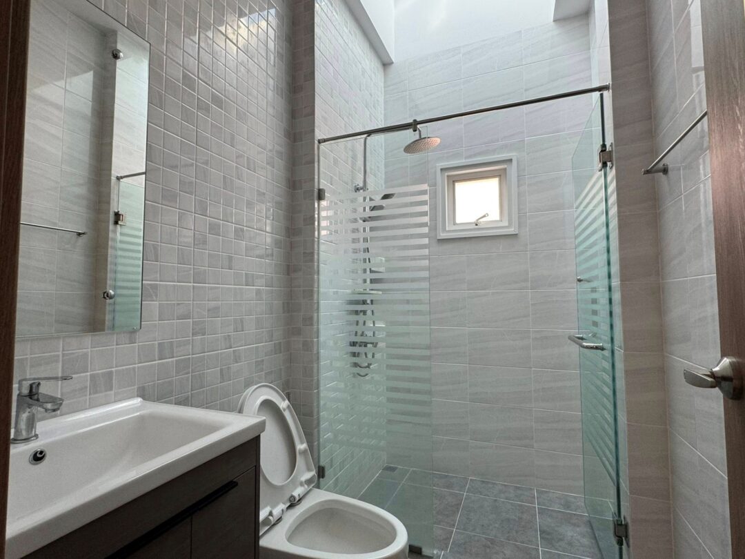 670488192_122284435094242308_6970392755609197072_n