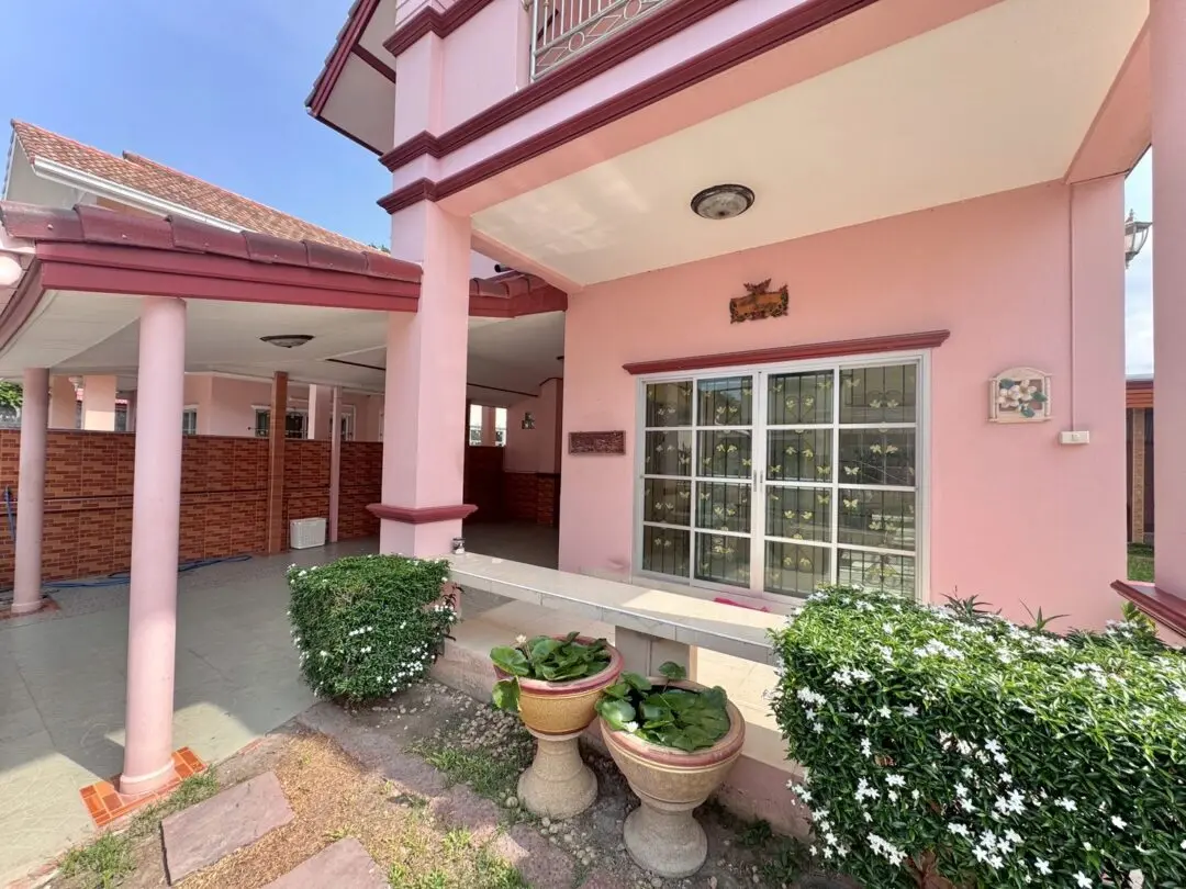 3-bedroom Single House in Sirisa9 Village, South Pattaya