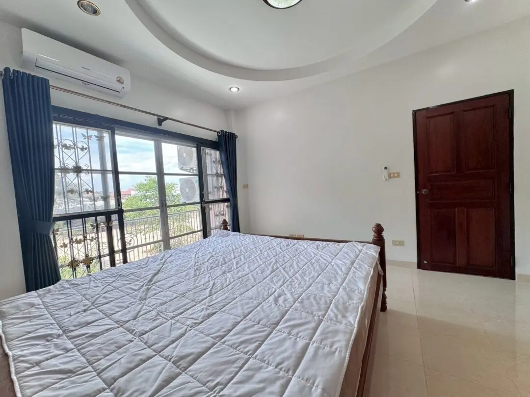 3-bedroom Single House in Sirisa9 Village, South Pattaya