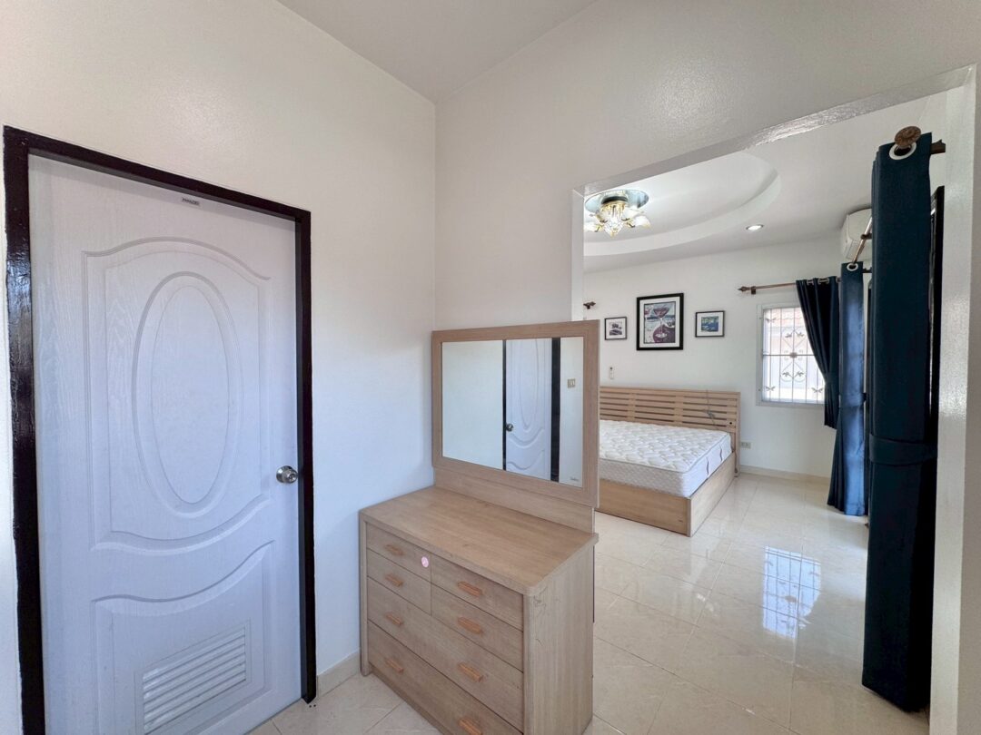 3-bedroom Single House in Sirisa9 Village, South Pattaya