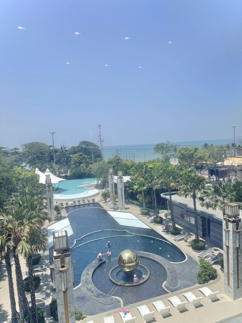 Beachfront Condo – Sea View at Copacabana Beach Jomtien