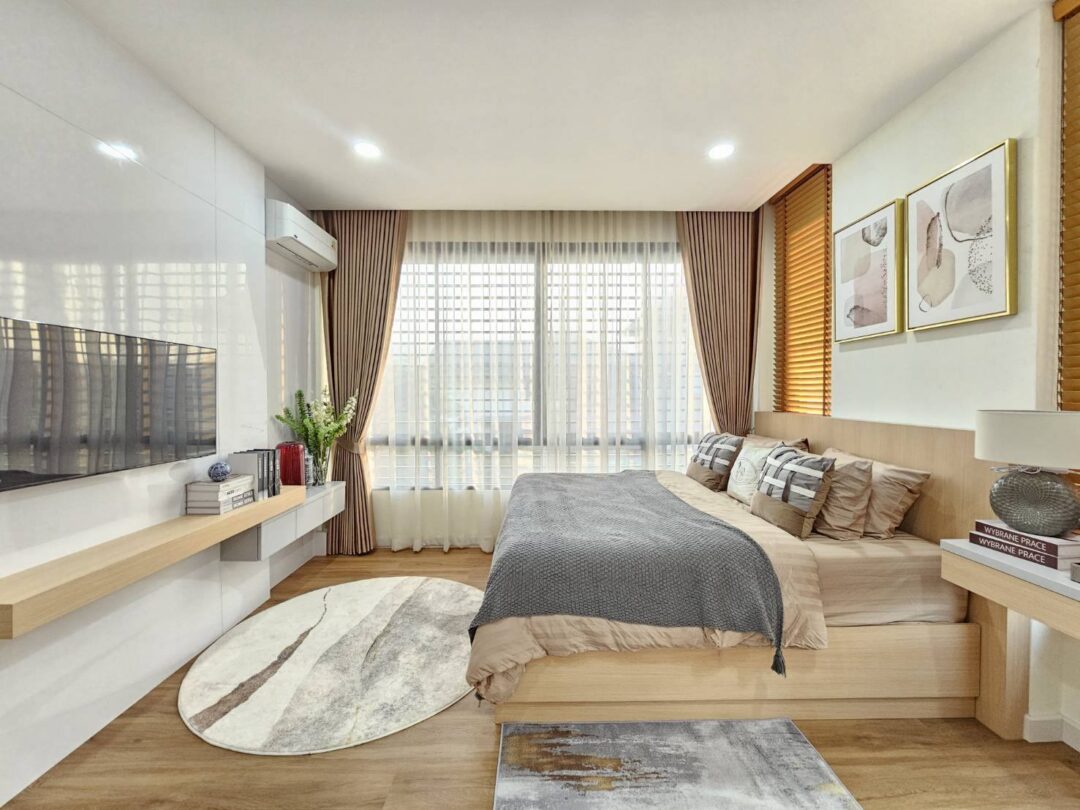 Luxury 4-Bedroom Pool Villa with Saltwater Pool, Huay Yai