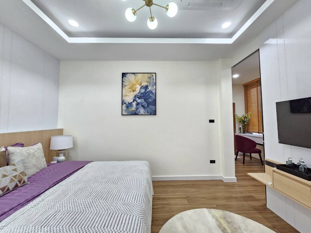 Luxury 4-Bedroom Pool Villa with Saltwater Pool, Huay Yai