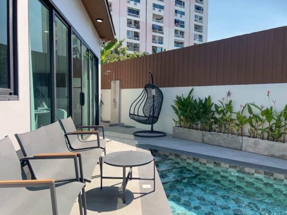 Hot Deal! Modern 3-Bedroom Pool Villa in Prime Pattaya Location