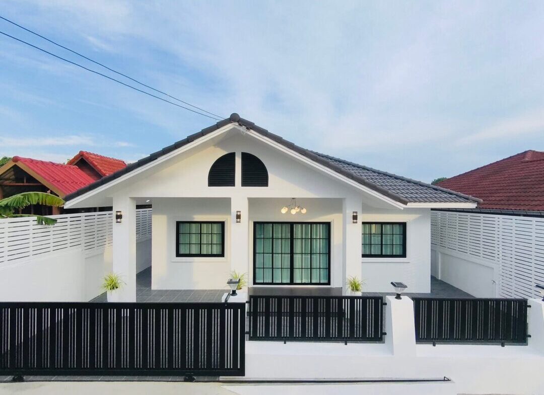 3-bedroom House at Eakmongkol 1 Village, East Pattaya