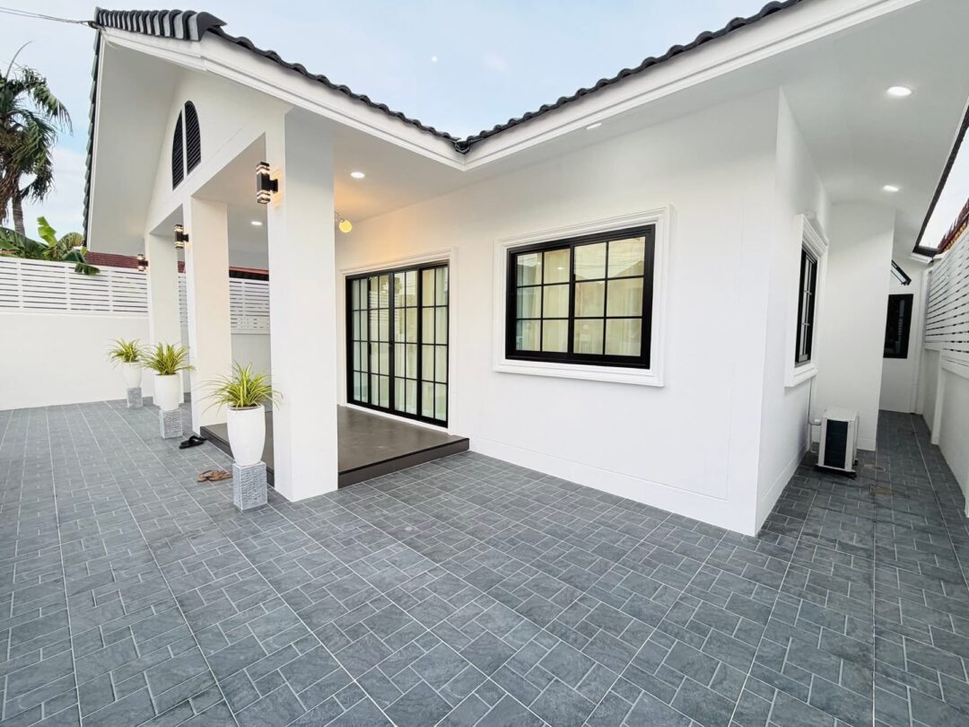 3-bedroom House at Eakmongkol 1 Village, East Pattaya