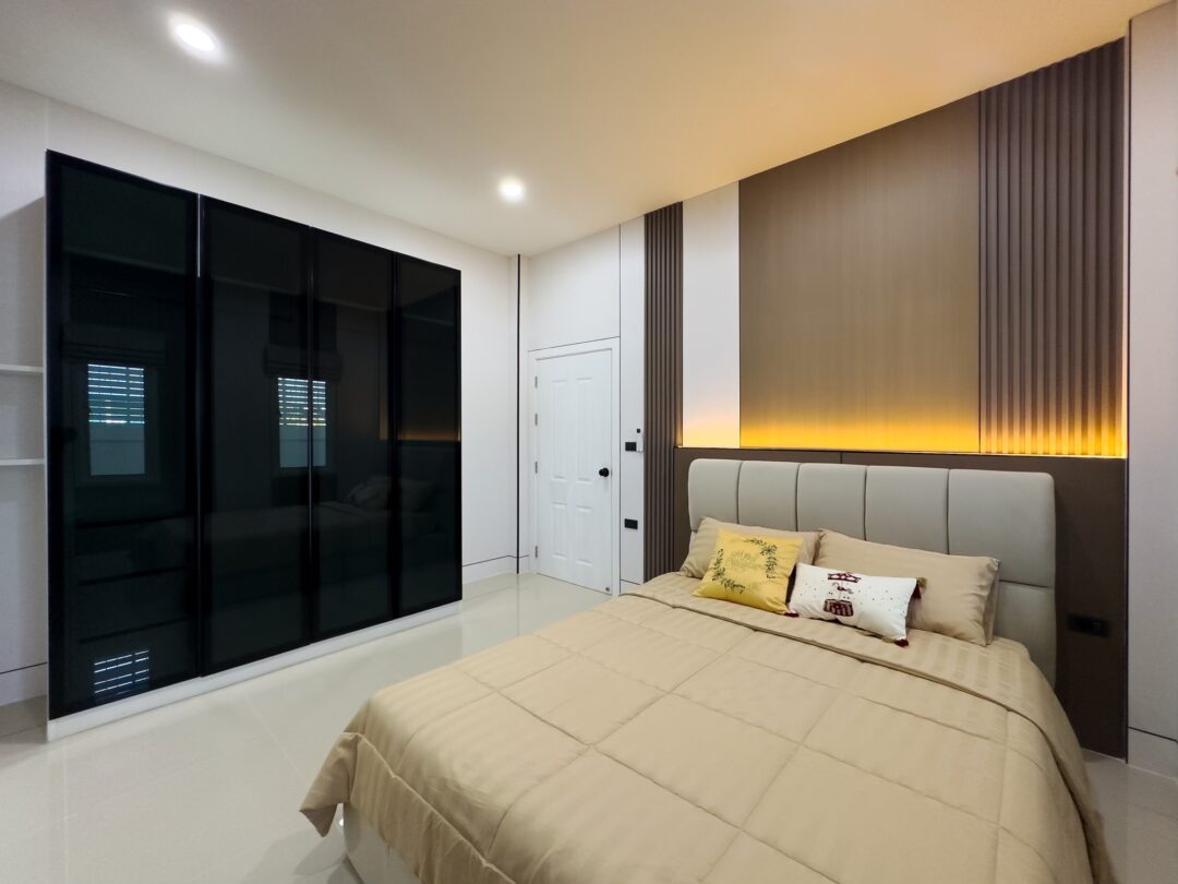 3-bedroom Corner House with Private Swimming Pool, Hauy Yai
