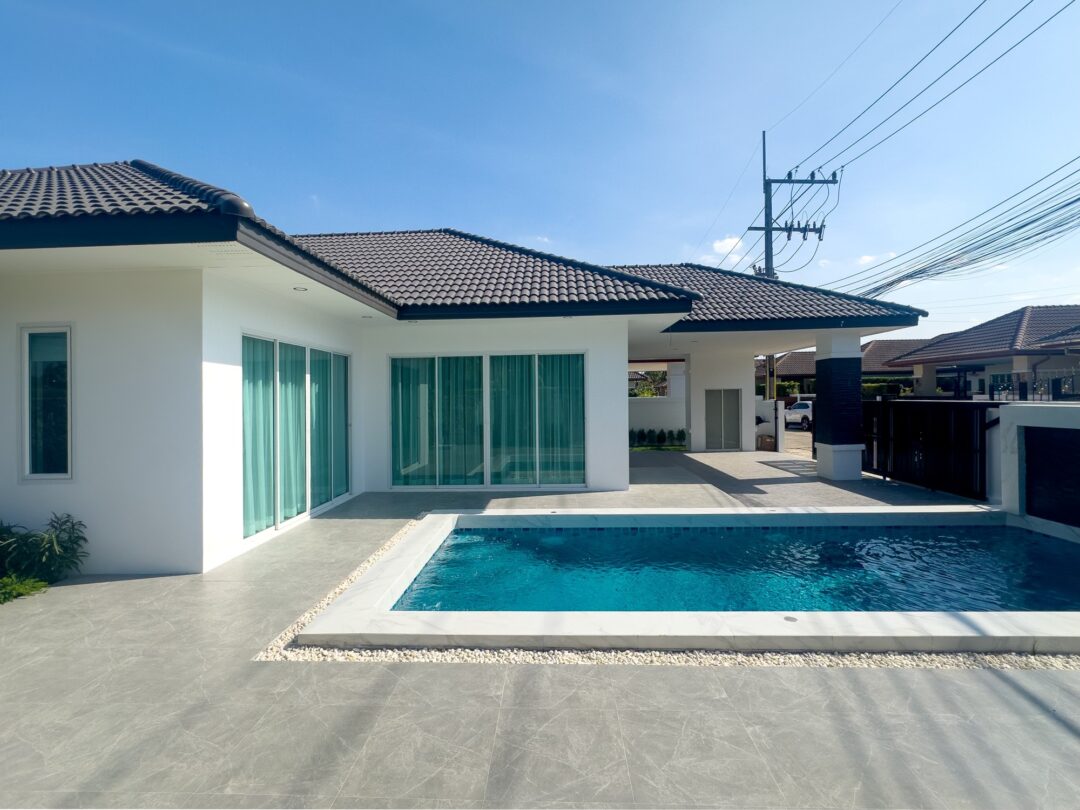 3-bedroom Corner House with Private Swimming Pool, Hauy Yai