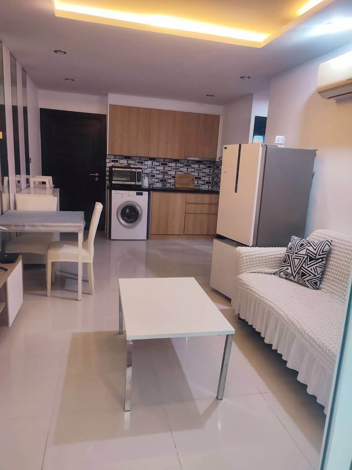 Pool View 1-bedroom Condo at Amazon Residence, Jomtien