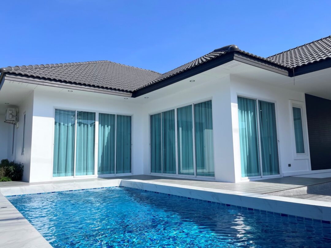 3-bedroom Corner House with Private Swimming Pool, Hauy Yai