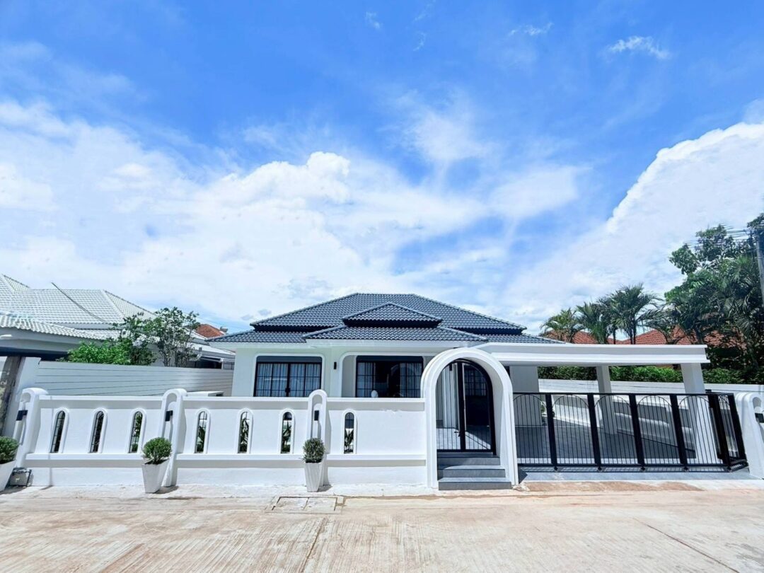 699491106_27057818007212534 Elegant 3-bedroom Pool Villa at Pattaya Tropical Village Phase 2, East Pattaya