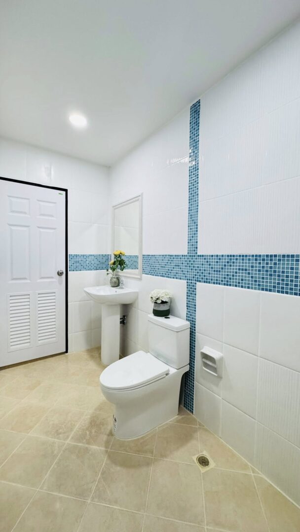 700379613_4534716166848870_6497746026664084095_n 3-bedroom Charming Single House in Nong Pla Lai, Pattaya