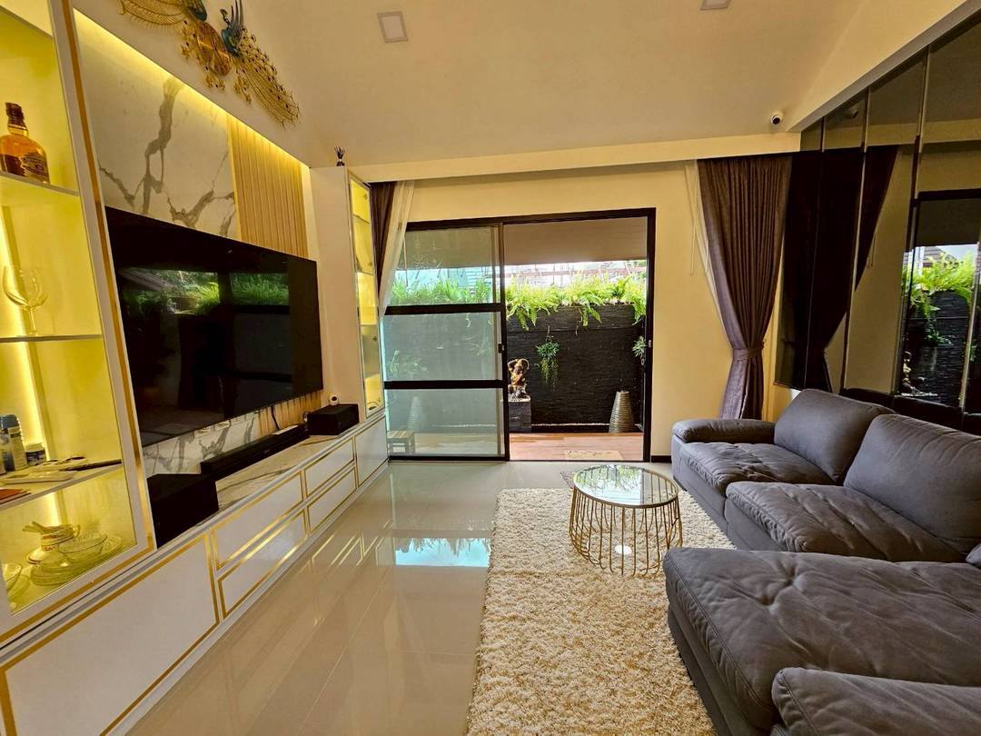 Pet-Friendly 2-bedroom House at The Maple Pattaya, Hauy Yai