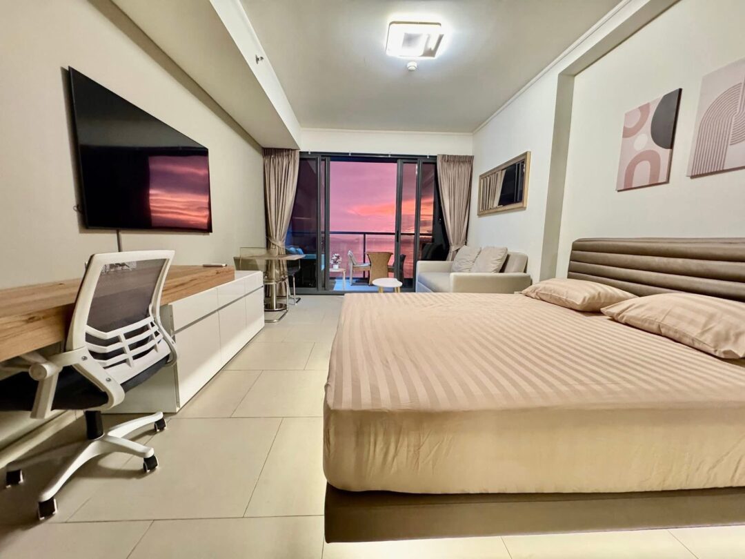 700530440_1686705245933429_2959185175429152996_n Studio with Seaview at Zire Wongmat