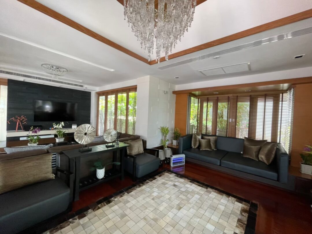 701488704_969703385680683_1543330704040416929_n 5-bedroom Private Beachfront Residence in North Pattaya with Stunning Sea Views