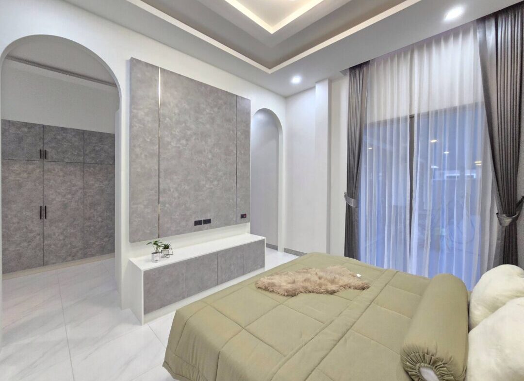1080