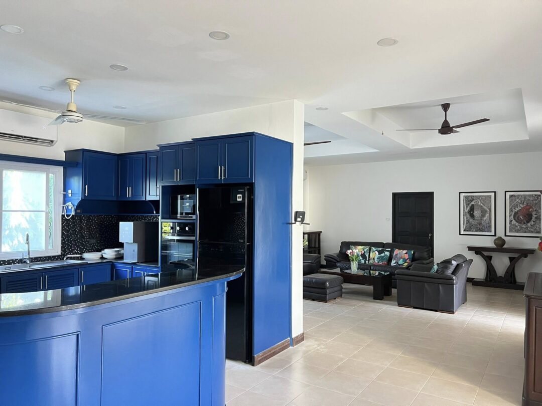 702043303_4630972183892833_250695010743452815_n Pet-Friendly 5-bedroom Pool Villa Near Mabprachan Lake