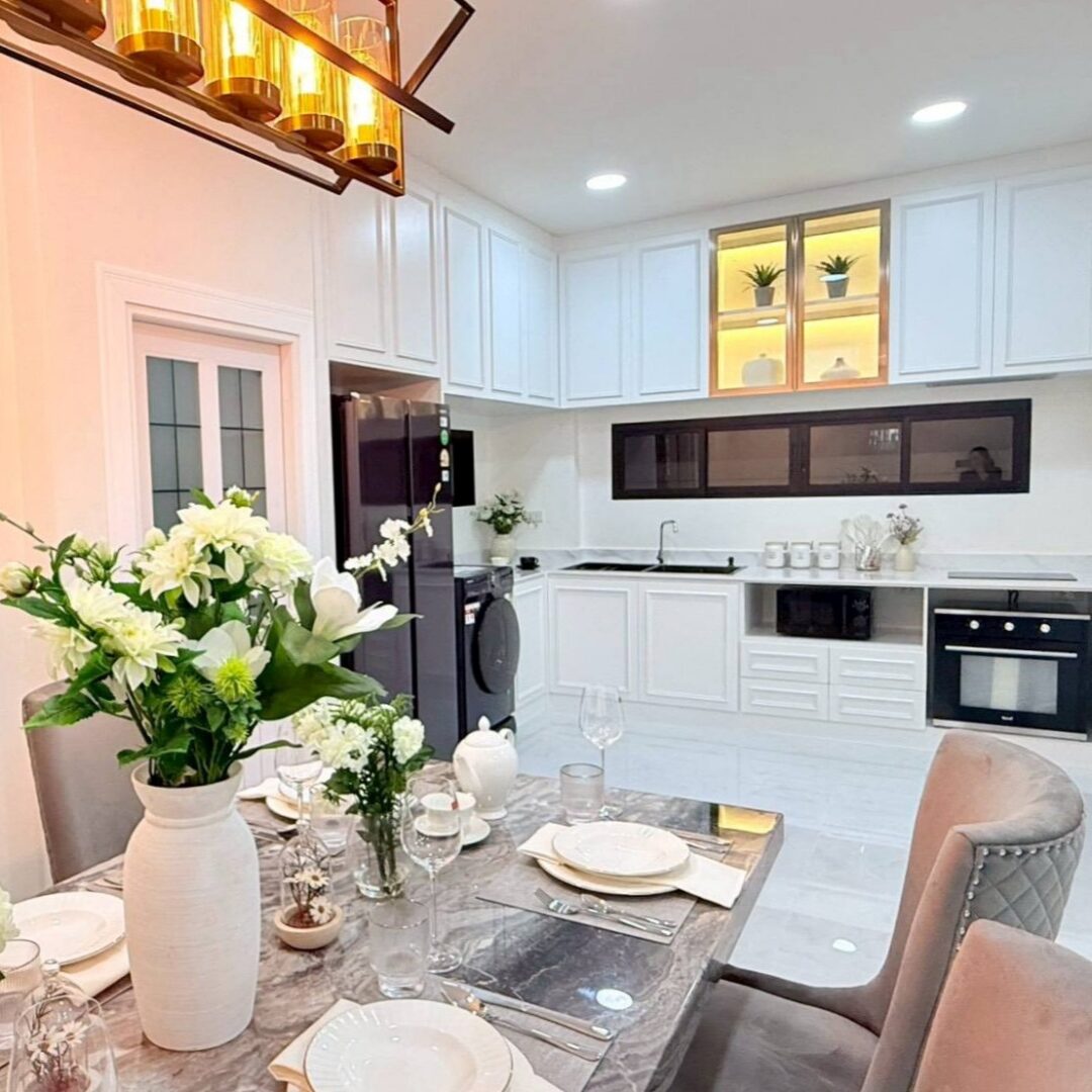 702209418_27057814703879531_4107315578908511012_n Elegant 3-bedroom Pool Villa at Pattaya Tropical Village Phase 2, East Pattaya