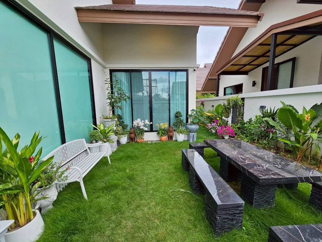 Pet-Friendly 2-bedroom House at The Maple Pattaya, Hauy Yai