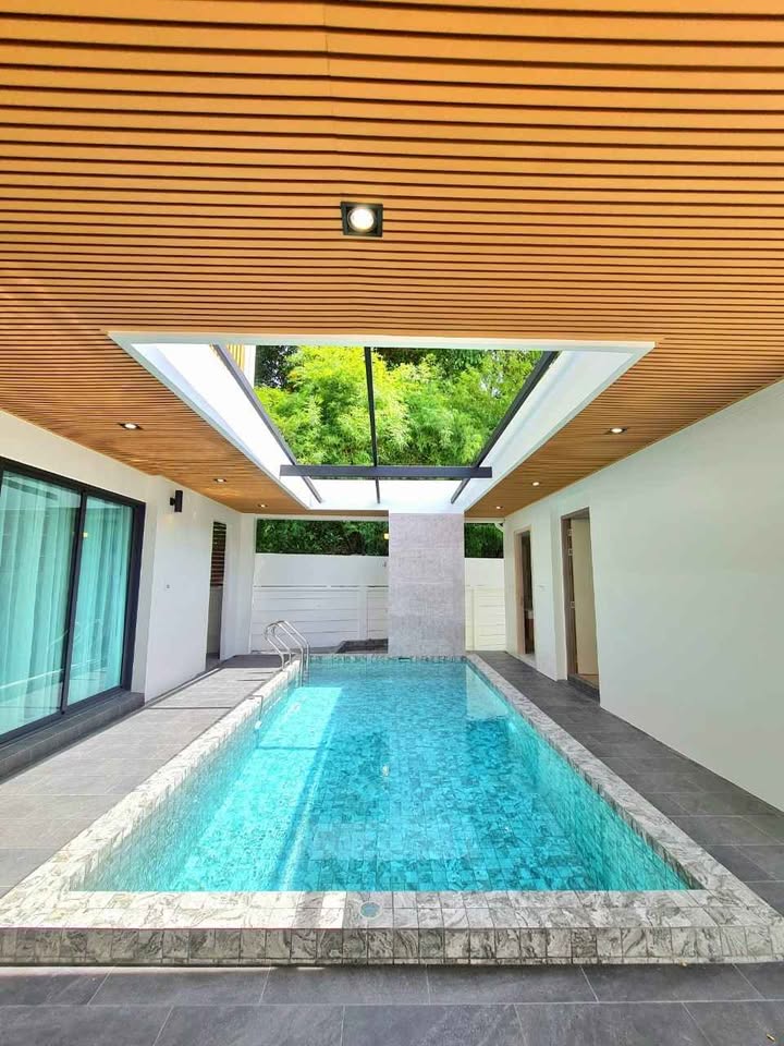 703844053_27323909377213269_8678161094952641142_n 4-bedroom Special Promotional Price! Brand-New 2-Storey Pool Villa in Jomtien, Pattaya