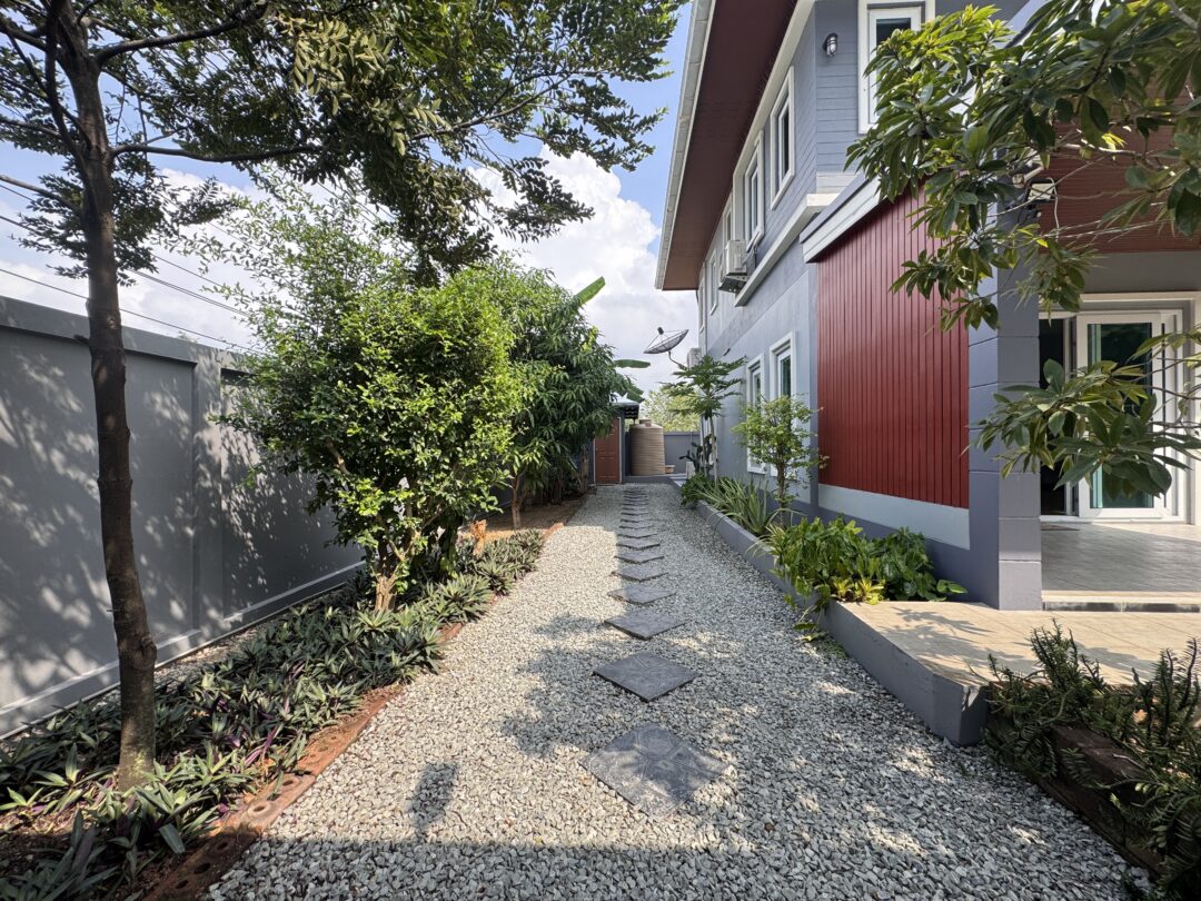 IMG_9768 Spacious 4-Bedroom Standalone Single House in Huay Yai