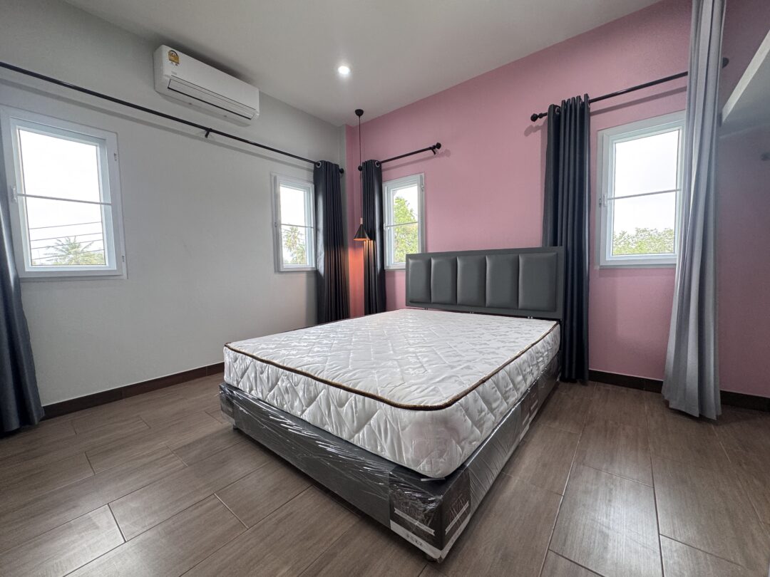 IMG_9793 Spacious 4-Bedroom Standalone Single House in Huay Yai