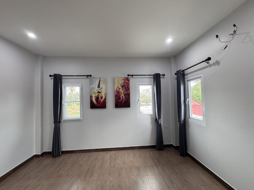 IMG_9795 Spacious 4-Bedroom Standalone Single House in Huay Yai