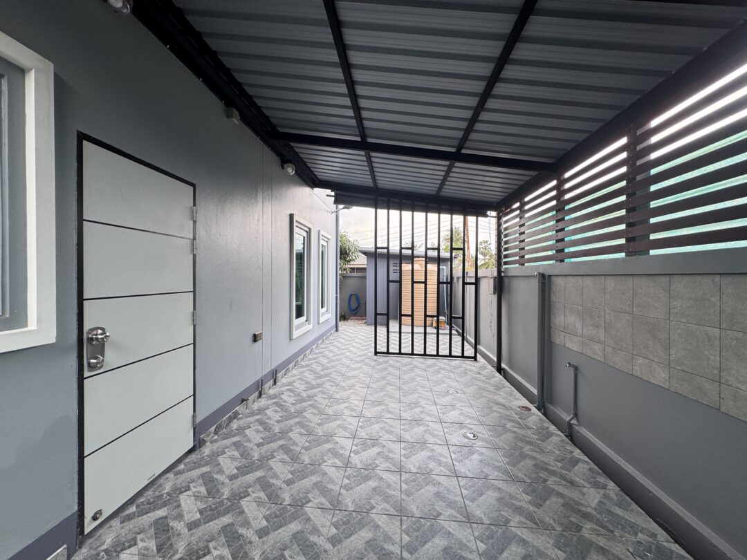 IMG_9811 Spacious 4-Bedroom Standalone Single House in Huay Yai