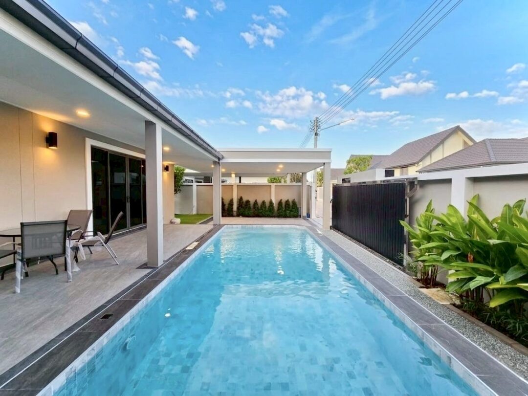 4-bedroom Luxury Pool Villa at Nordic Park Pool Villas, East Pattaya