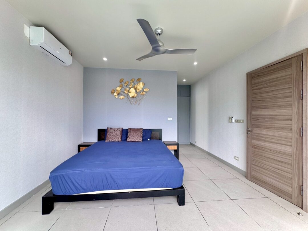 LINE_ALBUM_Palm Lakeside 50-55K Petfriendly_260524_23 3-bedroom Pet-Friendly Villa at Palm Lakeside Villas with Spacious Living Area