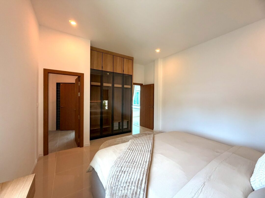 LINE_ALBUM_The Flow by Sabai Home_260512_12 Elegant 3-Bedroom Pool Villa in Pong, Pattaya