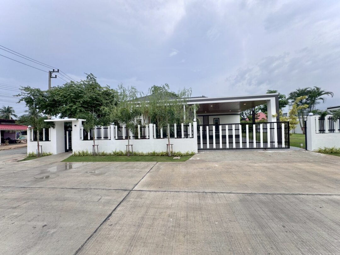 LINE_ALBUM_The Flow by Sabai Home_260512_15 Elegant 3-Bedroom Pool Villa in Pong, Pattaya