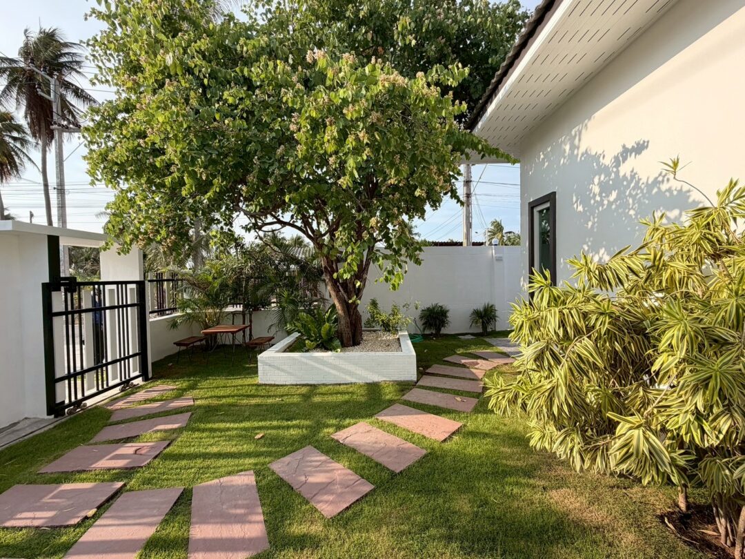 LINE_ALBUM_The Flow by Sabai Home_260512_4 Elegant 3-Bedroom Pool Villa in Pong, Pattaya