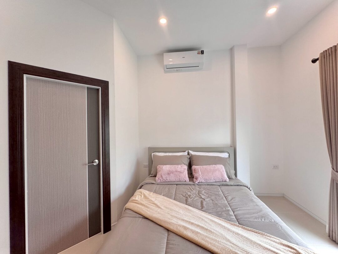Stylish 3-Bedroom Modern Home in Pong, Pattaya