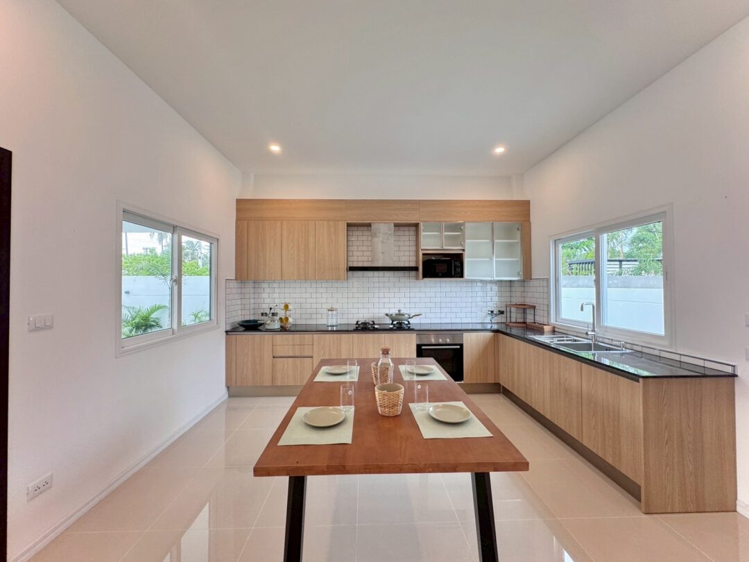 Stylish 3-Bedroom Modern Home in Pong, Pattaya