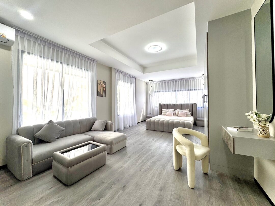 Spacious 5-bedroom Family Home in Country Club Village – Prime East Pattaya Location