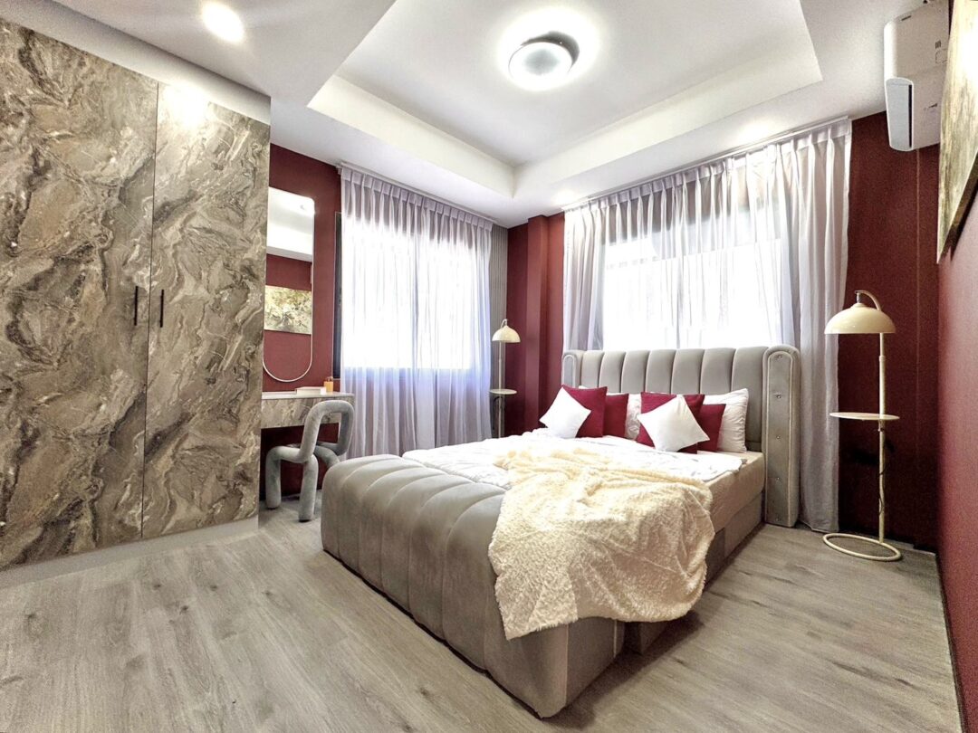 Spacious 5-bedroom Family Home in Country Club Village – Prime East Pattaya Location