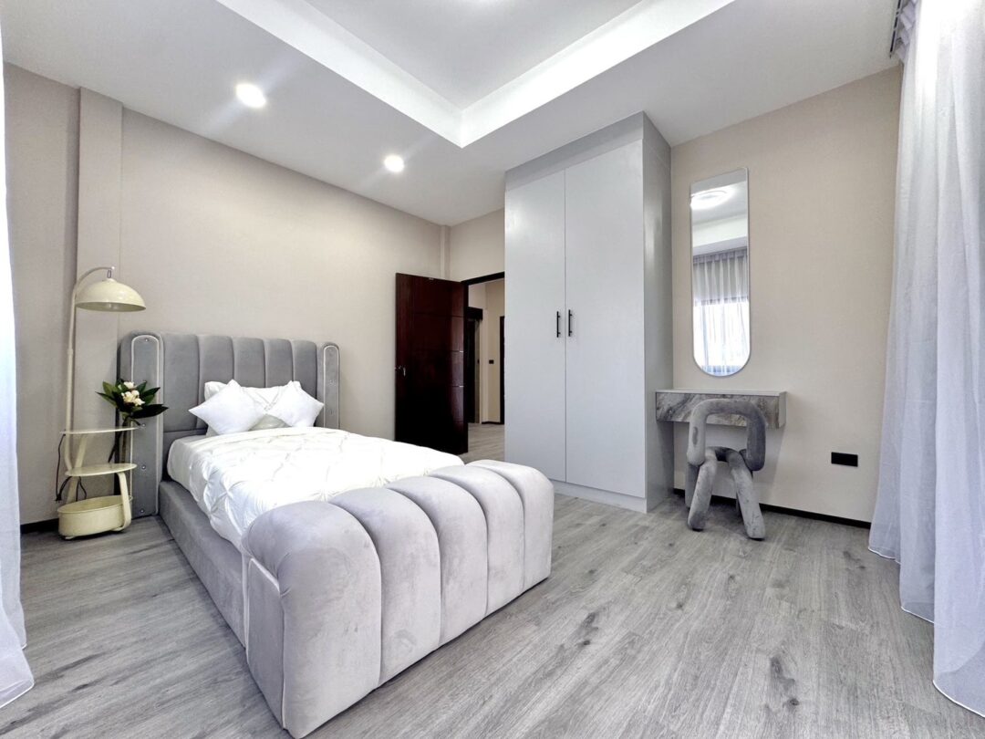 Spacious 5-bedroom Family Home in Country Club Village – Prime East Pattaya Location