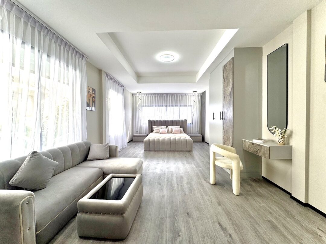 Spacious 5-bedroom Family Home in Country Club Village – Prime East Pattaya Location