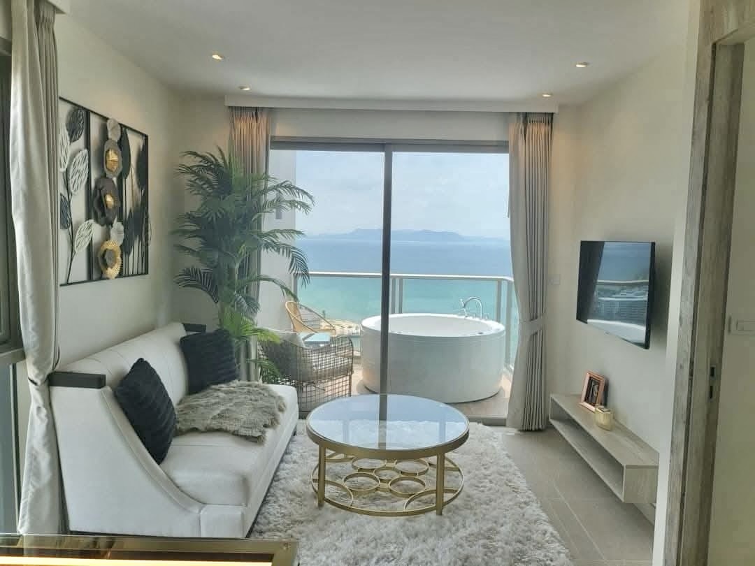 S__22372372_0 Sea View Condo 1-bedroom at The Riviera Monaco, Na Jomtien