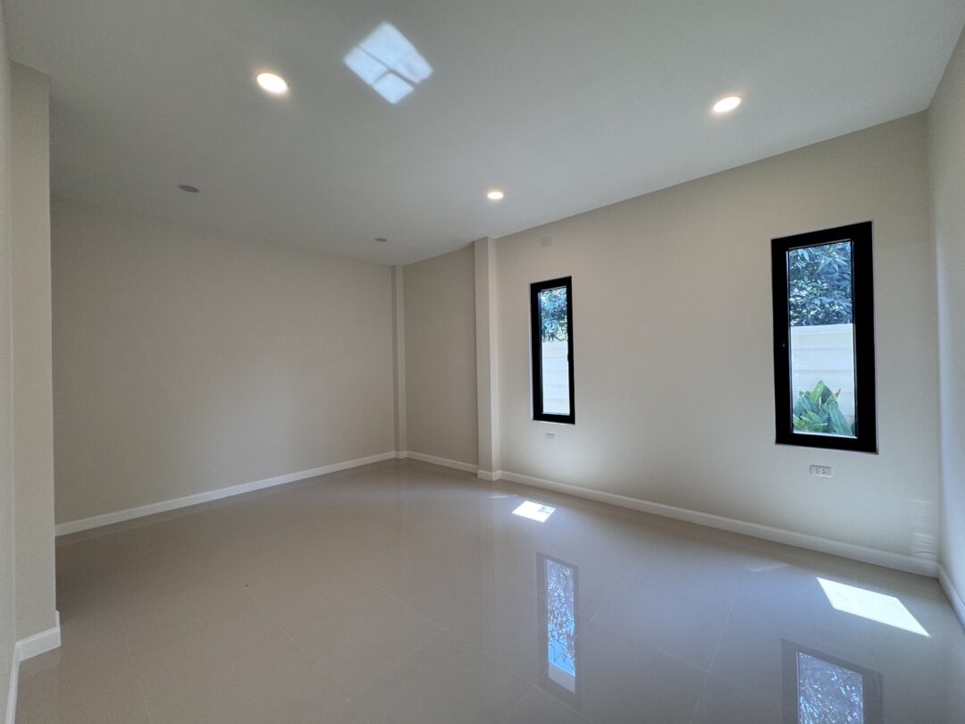 3-bedroom House with private pool (Unfurnished), Toongklom-Talman