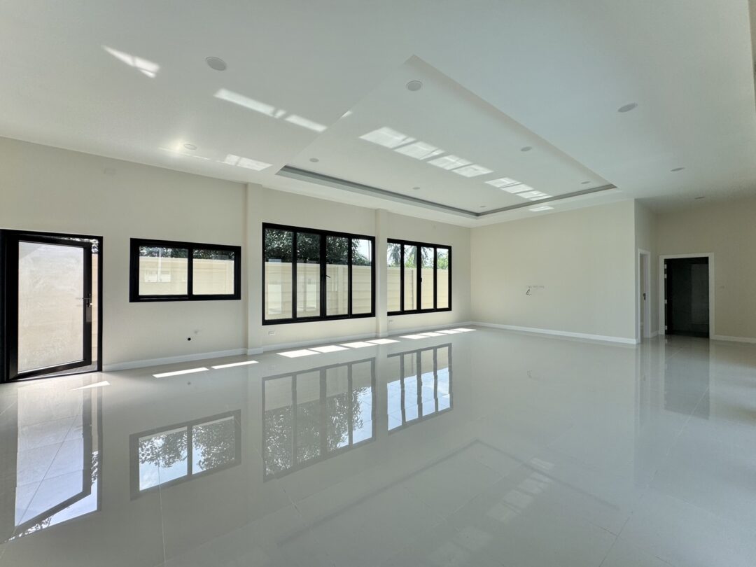3-bedroom House with private pool (Unfurnished), Toongklom-Talman